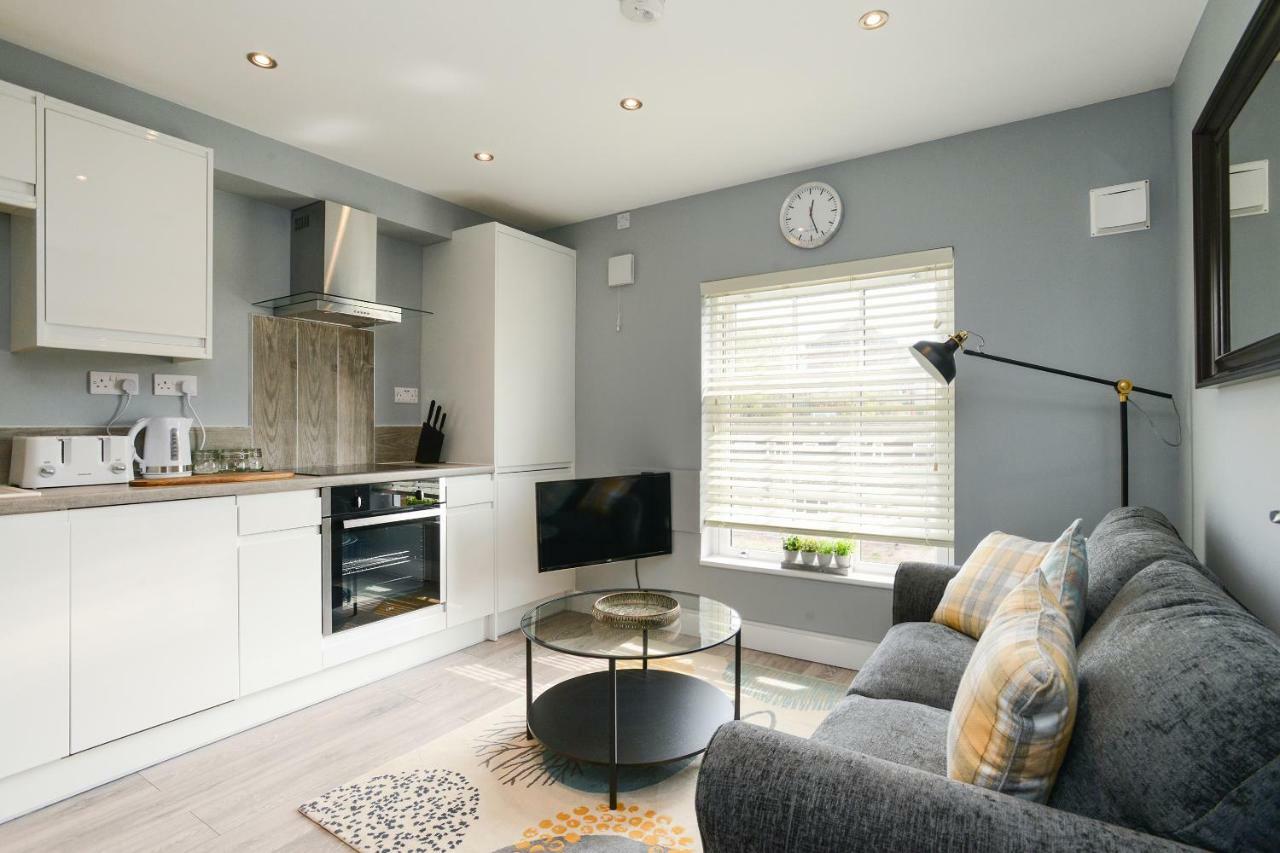 Arena Apartments - Stylish And Homely Apartments By The Ice Arena With Parking Nottingham Exterior photo