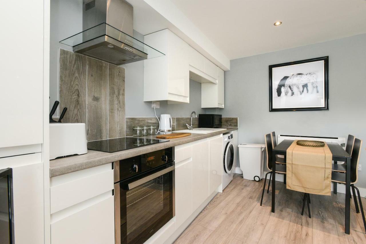 Arena Apartments - Stylish And Homely Apartments By The Ice Arena With Parking Nottingham Exterior photo