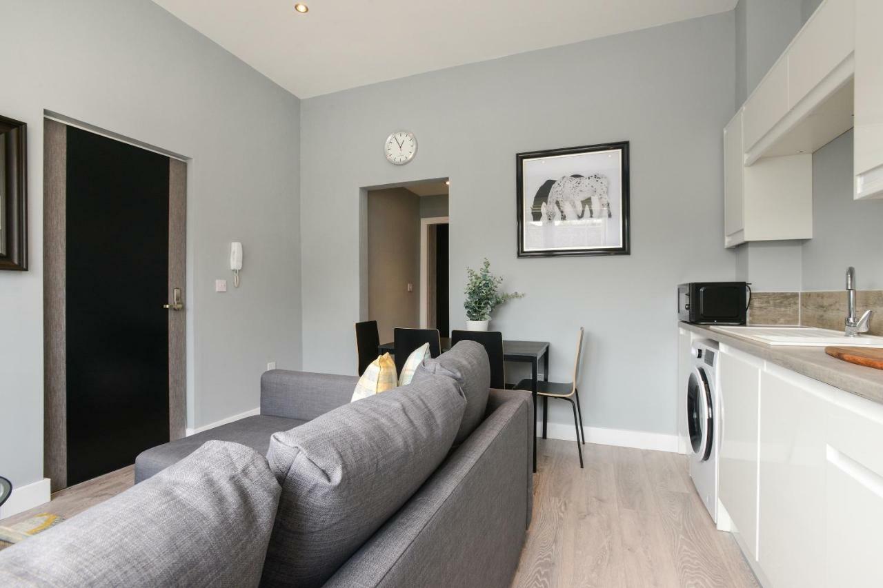 Arena Apartments - Stylish And Homely Apartments By The Ice Arena With Parking Nottingham Exterior photo