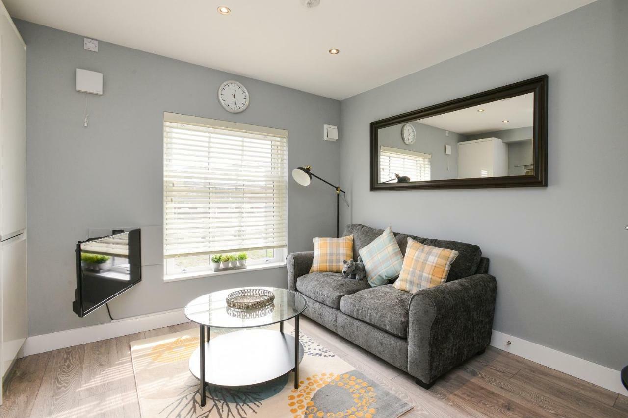 Arena Apartments - Stylish And Homely Apartments By The Ice Arena With Parking Nottingham Exterior photo